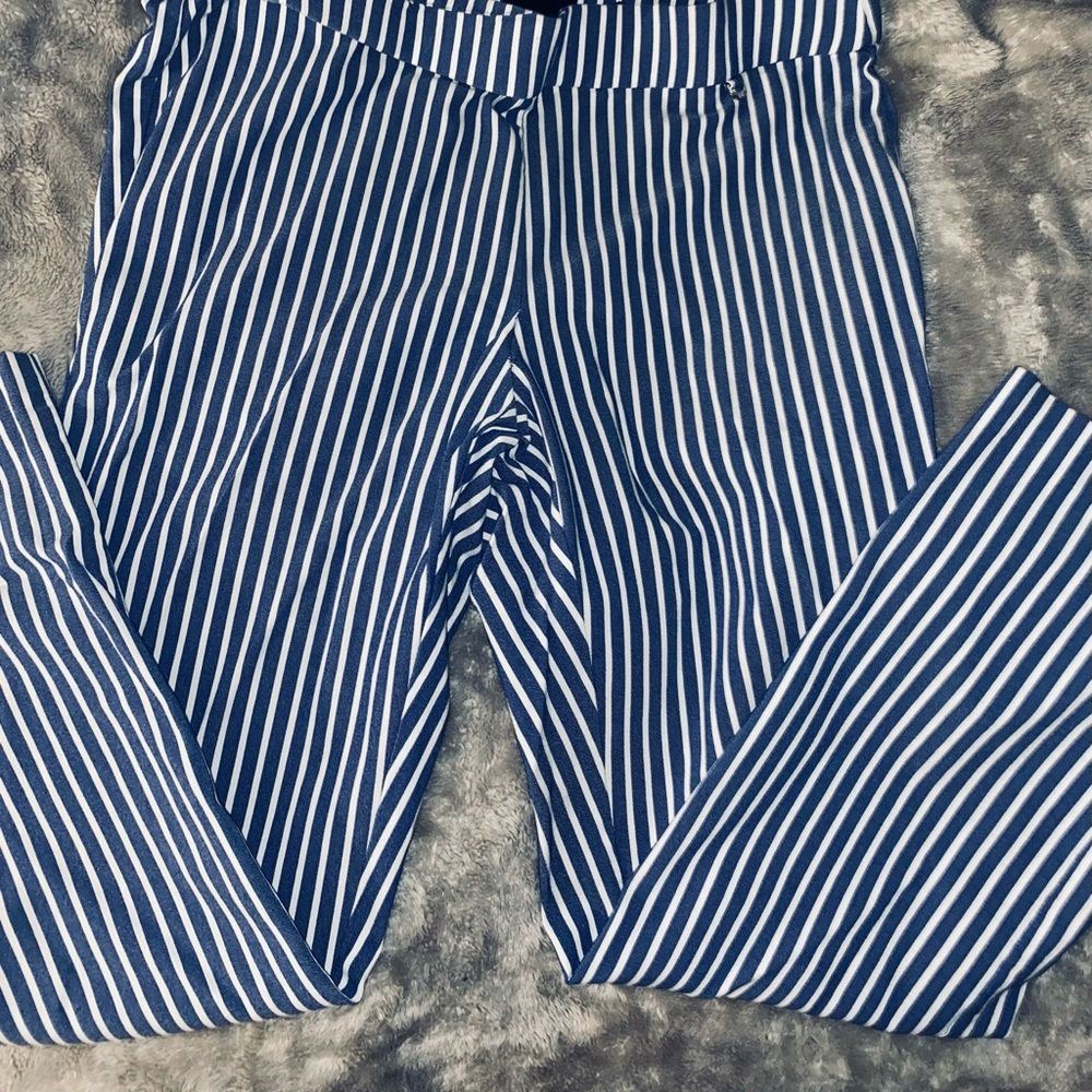 Raefaella comfort Pants.